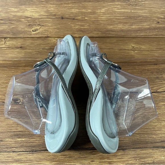 Orthaheel Yolanda Medallion Silver Flip Flops Sandals Women’s Size 9 Shoes - Picture 6 of 10